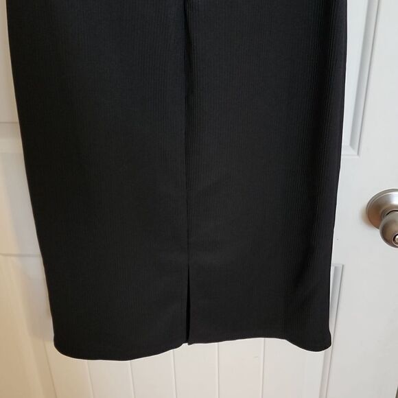 Open Edit strappy dress, ribbed, Back slit, back zip, Size Med NWT - Picture 6 of 6